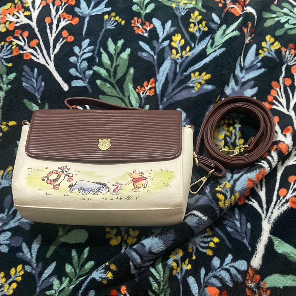 Loungefly Winnie the Pooh crossbody purse